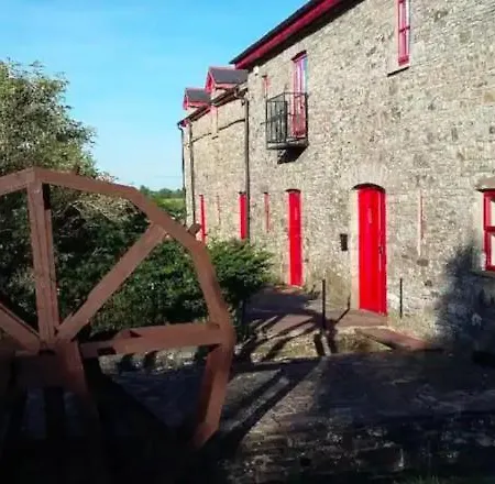 The Old Mill, Kilcorkey, Bellanagare, Castlerea, County Roscommon - West Of Ireland -house 1 Holiday home *